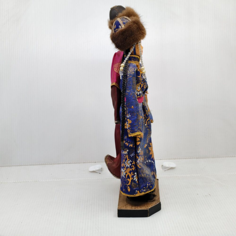 Japanese Traditional Folk Dolls – Handcrafted Couple in Cultural Attire 5 IMG 20251015 152642 scaled