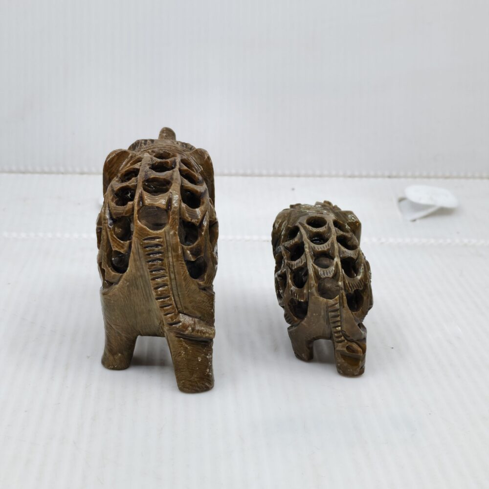 Hand‑Carved Marble Elephant Figurine – Miniature Décor 3 IMG 20251015 152743 scaled