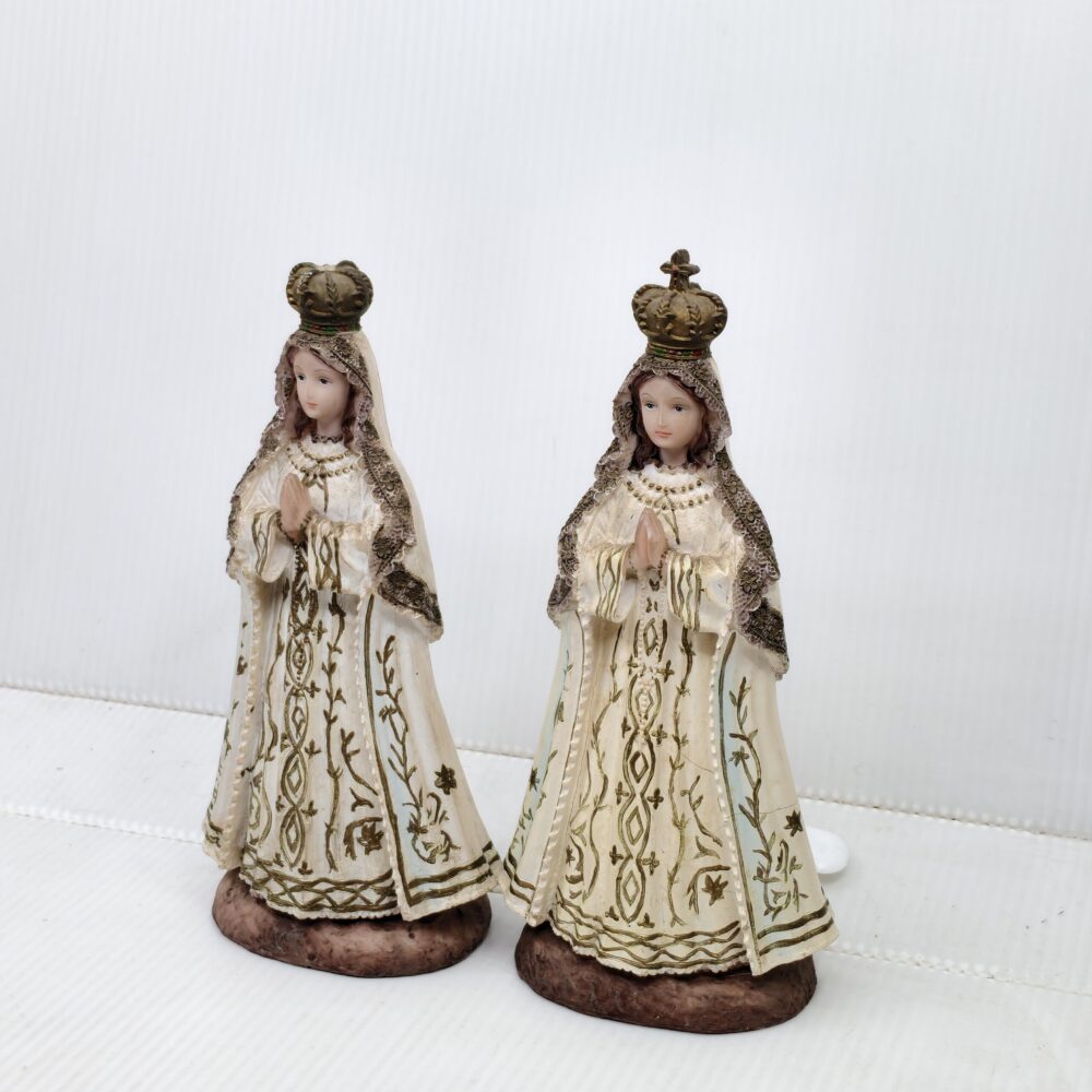 Regal Madonna in Prayer – Handcrafted Devotional Figurine with Gilded Crown & Floral Robes 2 Regal Madonna in Prayer – Handcrafted Devotional Figurine with Gilded Crown & Floral Robes