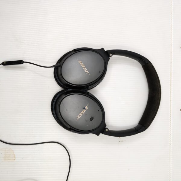 Bose Wired Over-Ear Headphones – QuietComfort 35, Noise-Isolating, Black 1 Bose QuietComfort wired headphones | Over-ear noise-isolating headset | Premium audio gear | Bose black headphones with cable