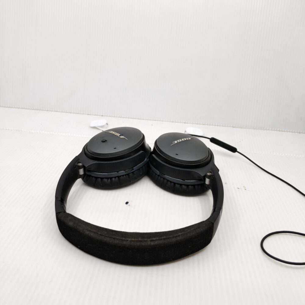 Bose Wired Over-Ear Headphones – QuietComfort 35, Noise-Isolating, Black 7 IMG 20251015 160339 scaled